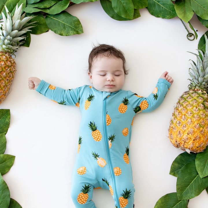 ZIPPERED FOOTIE || PINEAPPLE