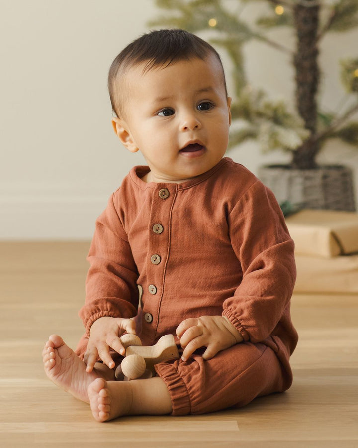 WOVEN JUMPSUIT || CRANBERRY