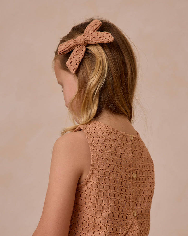 BOW || GRAPEFRUIT