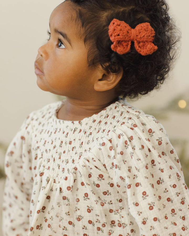 V SMOCKED DRESS || WINTER DITSY