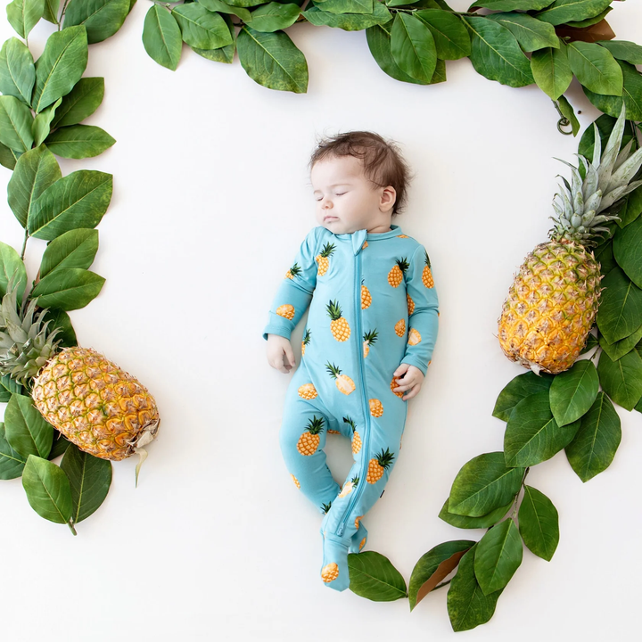 ZIPPERED FOOTIE || PINEAPPLE