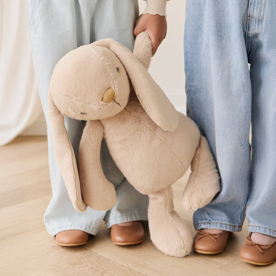penelope the bunny || caramel