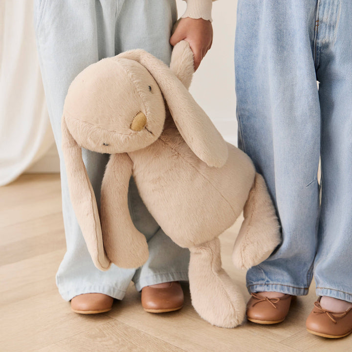 penelope the bunny || caramel