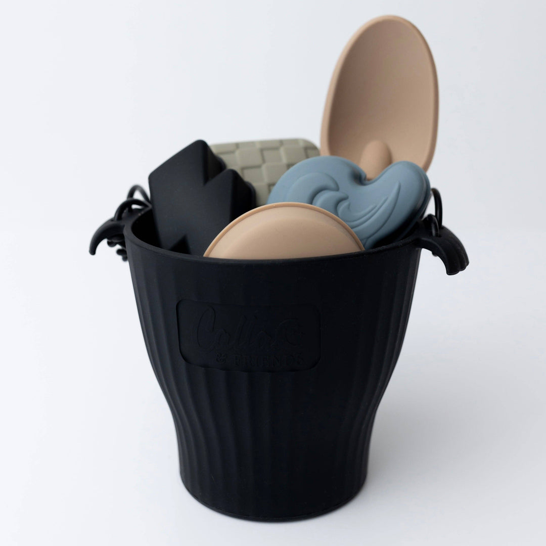 BEACH TOYS || BLACKOUT + BOLT