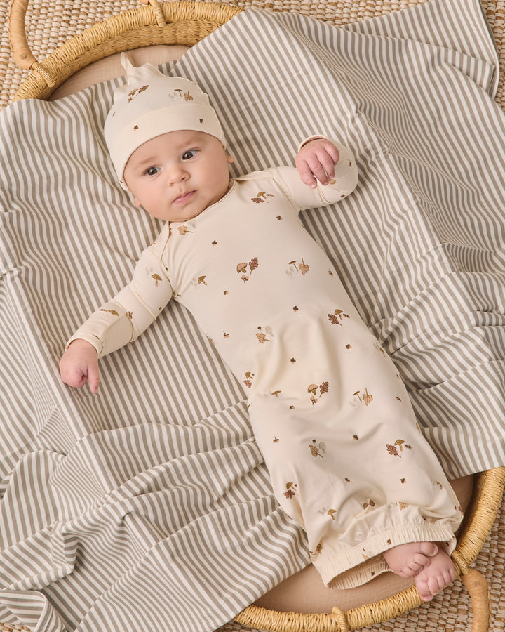BAMBOO BABY GOWN + HAT SET || WOODLAND
