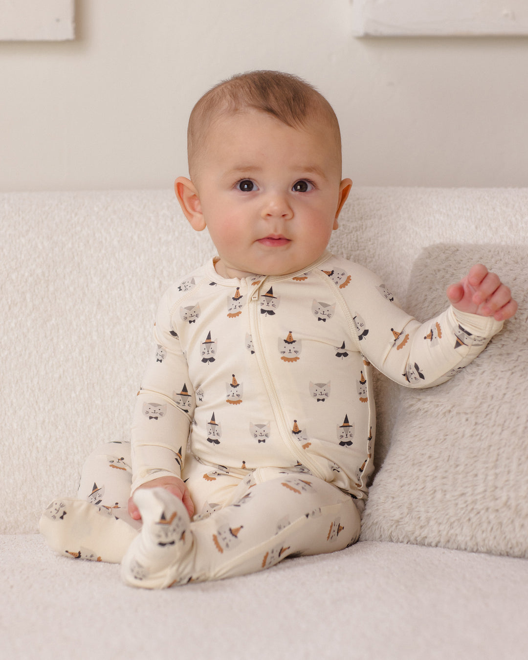 bamboo zip footie || costume kittens