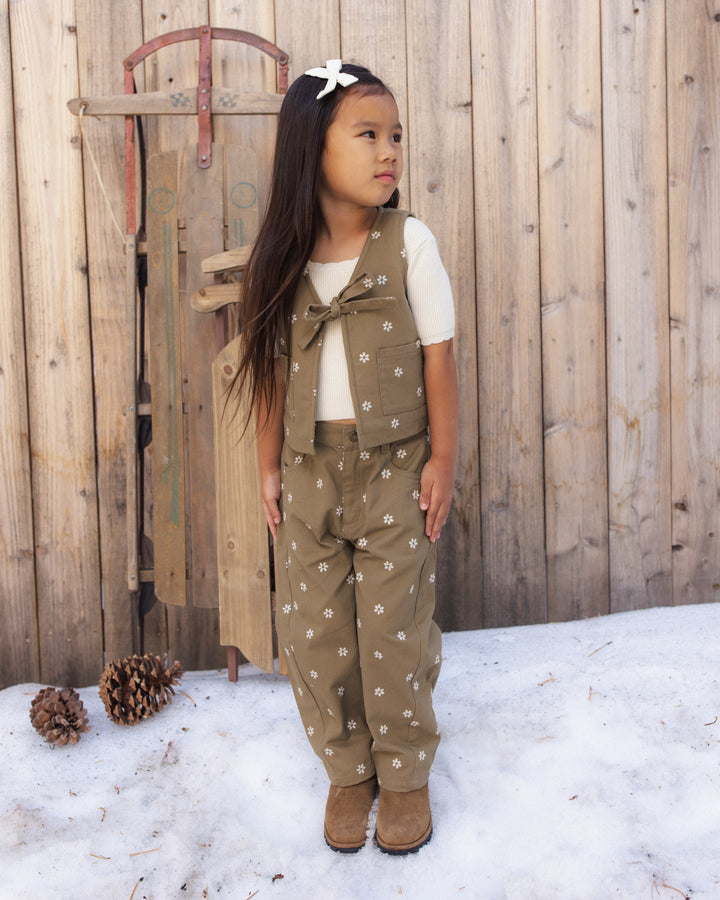 barrel pant || embroidered daisies