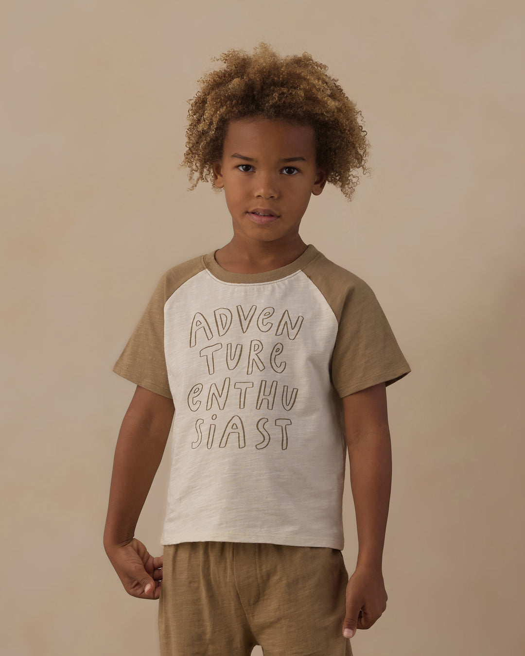 raglan short sleeve tee || adventure enthusiast