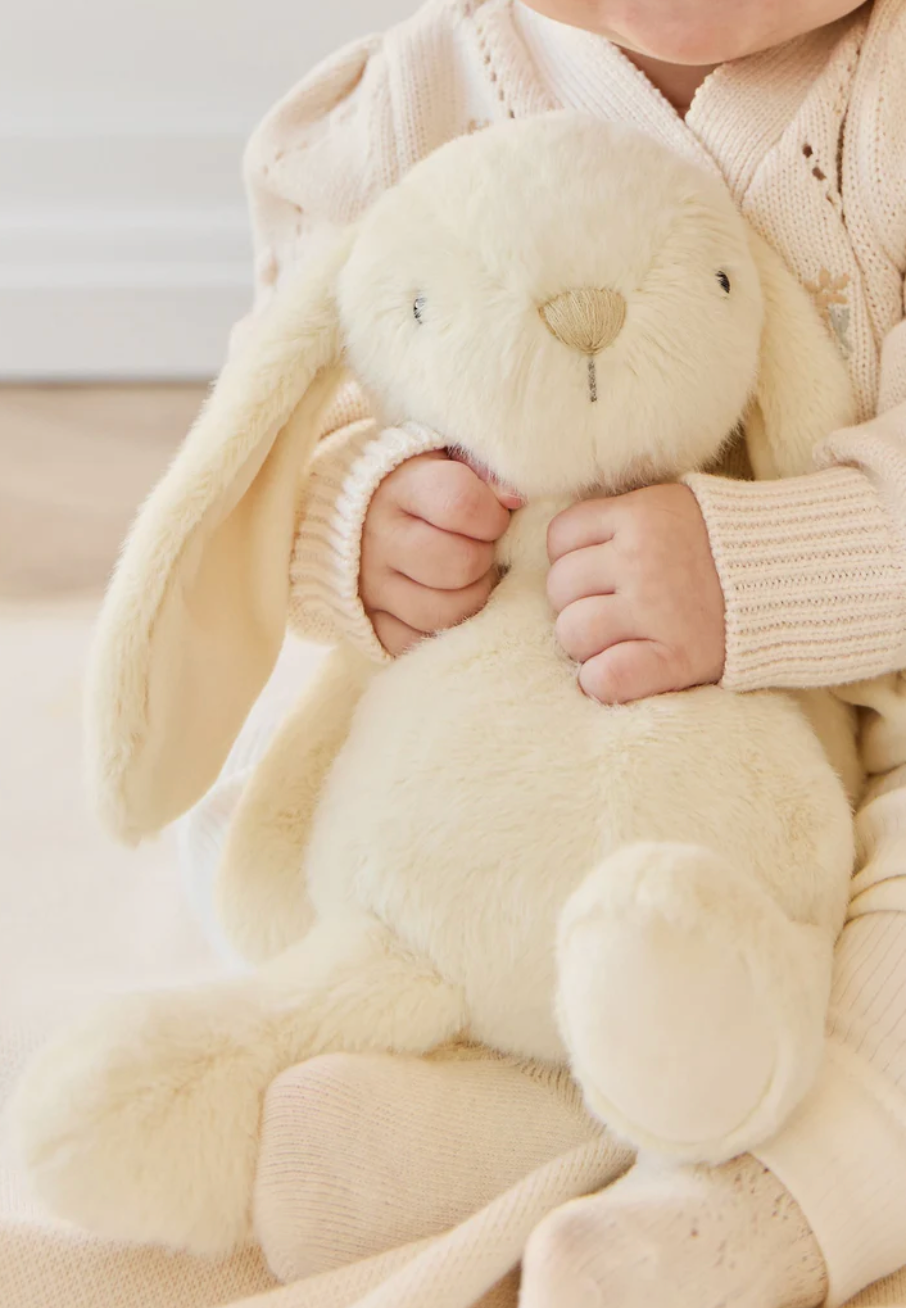 SNUGGLE BUNNIES || PENELOPE SUNSHINE