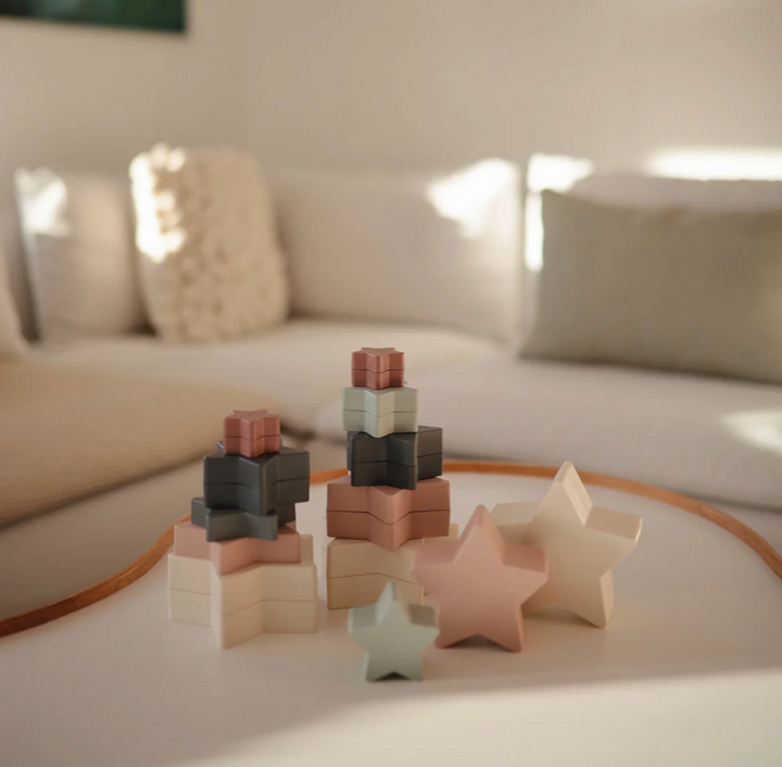 NESTING STARS TOY