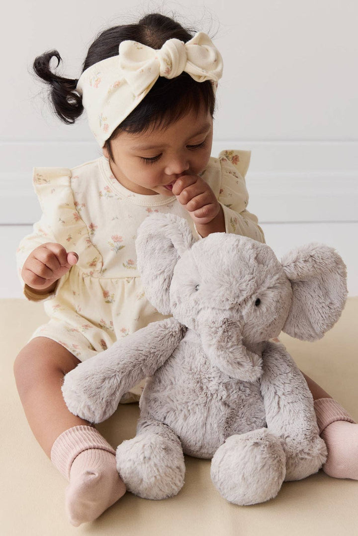 olive the elephant