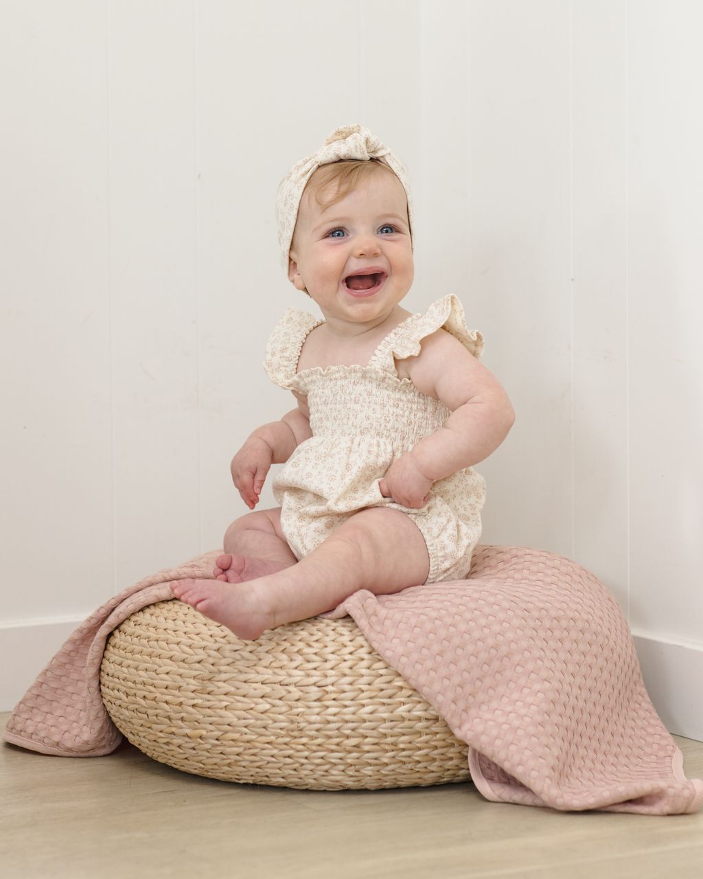 SMOCKED RUFFLE SLEEVE ROMPER || DITSY