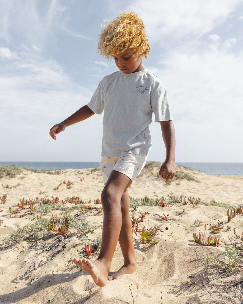 RELAXED TEE || SEAS THE DAY