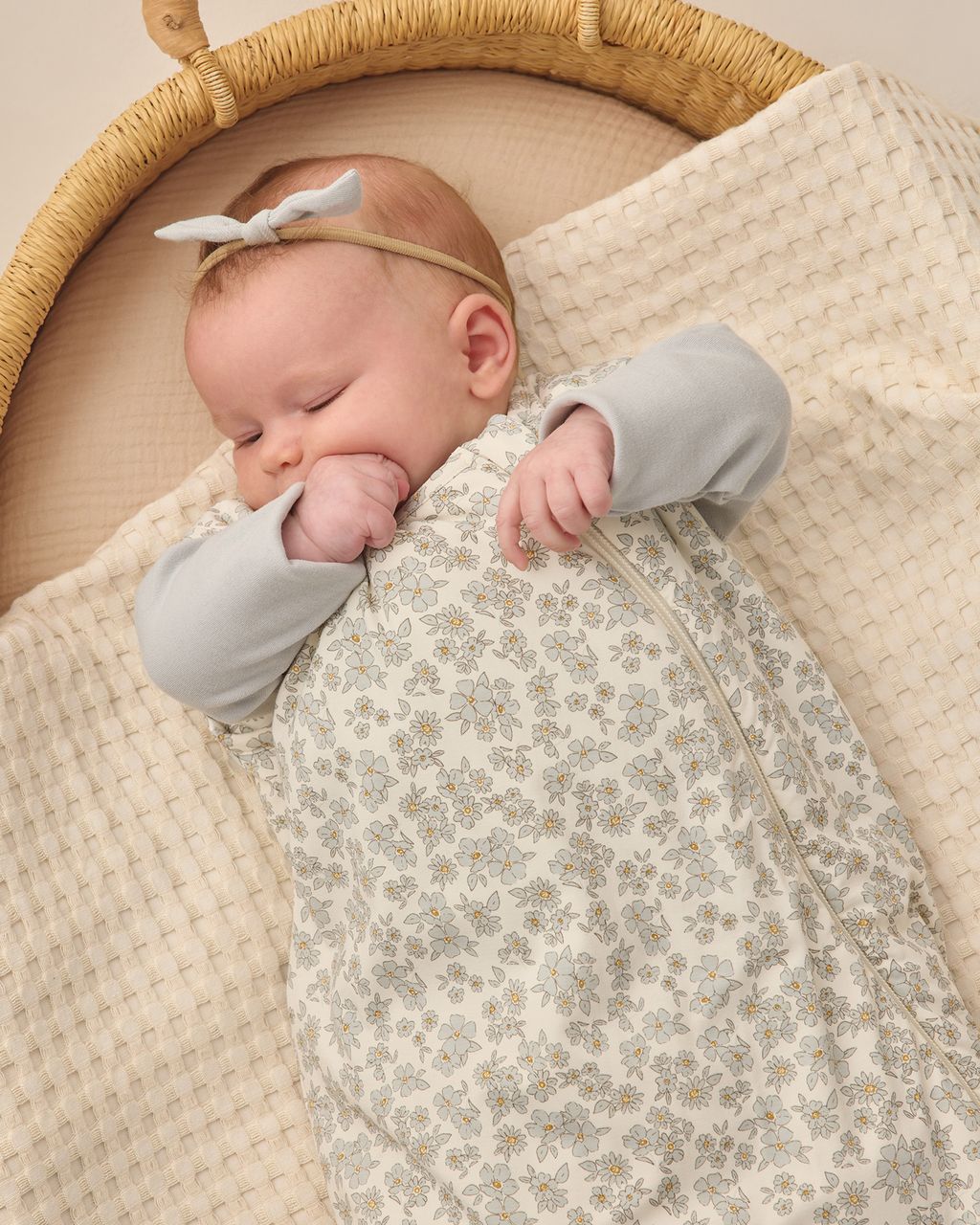 BAMBOO SLEEP BAG || BLUE FLORAL