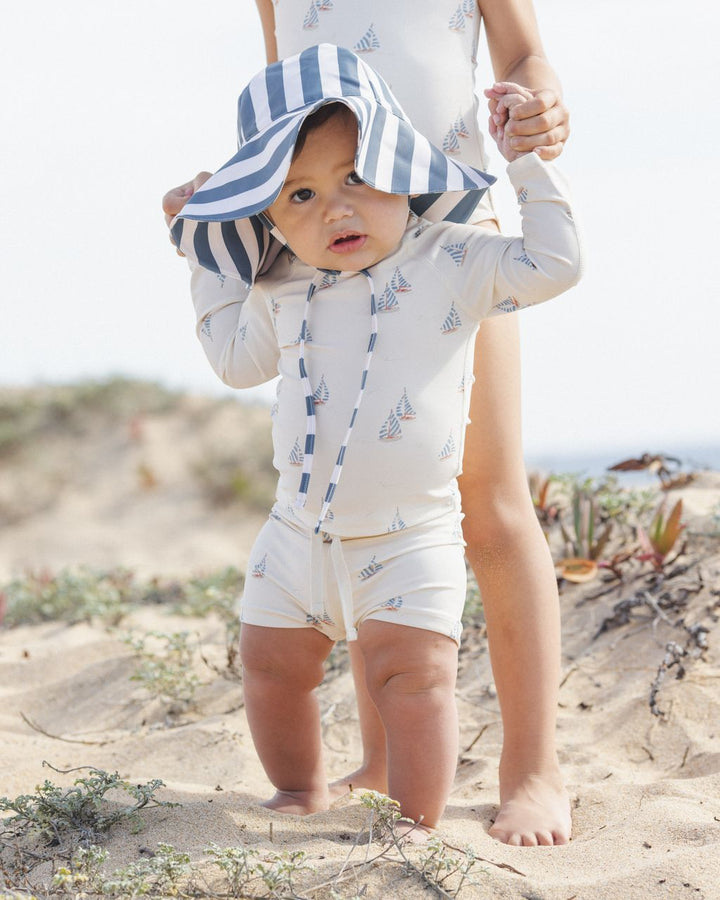 FLOPPY SWIM HAT || NAVY STRIPE