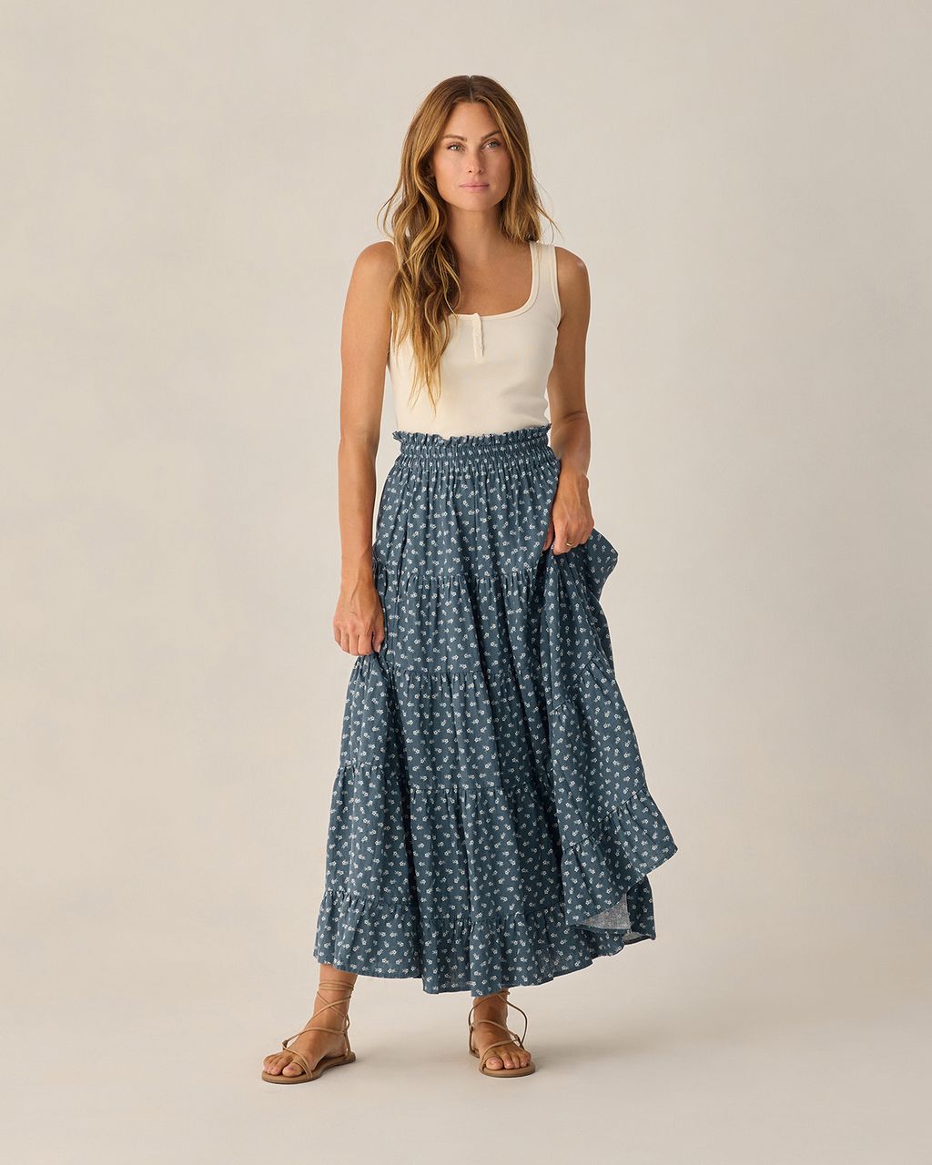 WOMEN'S RUFFLE TIERED MAXI SKIRT || DITSY