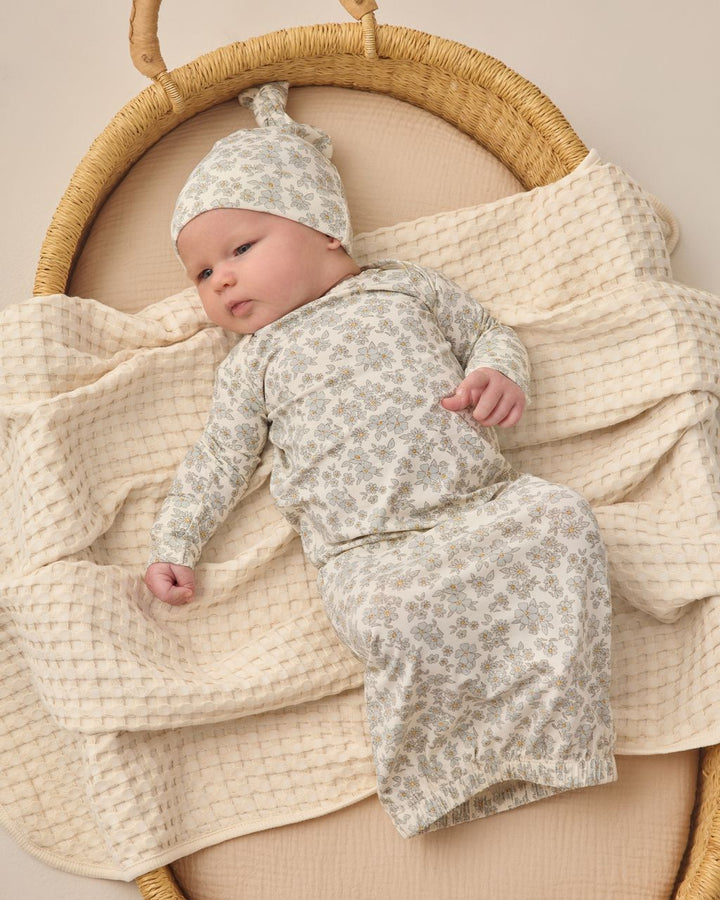 BAMBOO BABY GOWN + HAT SET || BLUE FLORAL