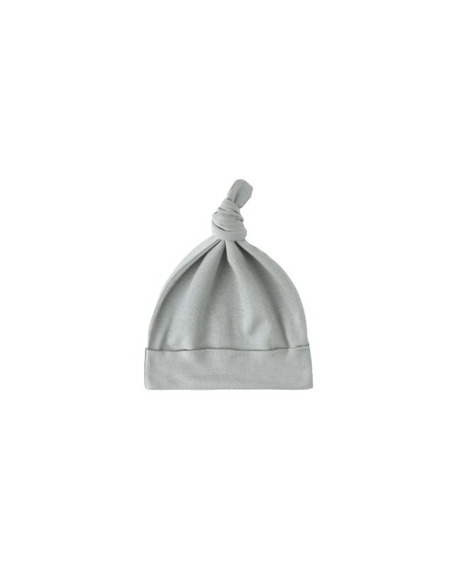 KNOTTED BABY HAT || STEEL BLUE