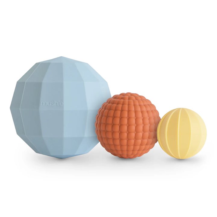 NESTING SPHERES SENSORY TOY || POWDER BLUE