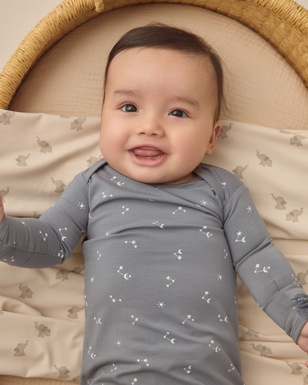 BAMBOO BABY GOWN + HAT SET || STARLIGHT