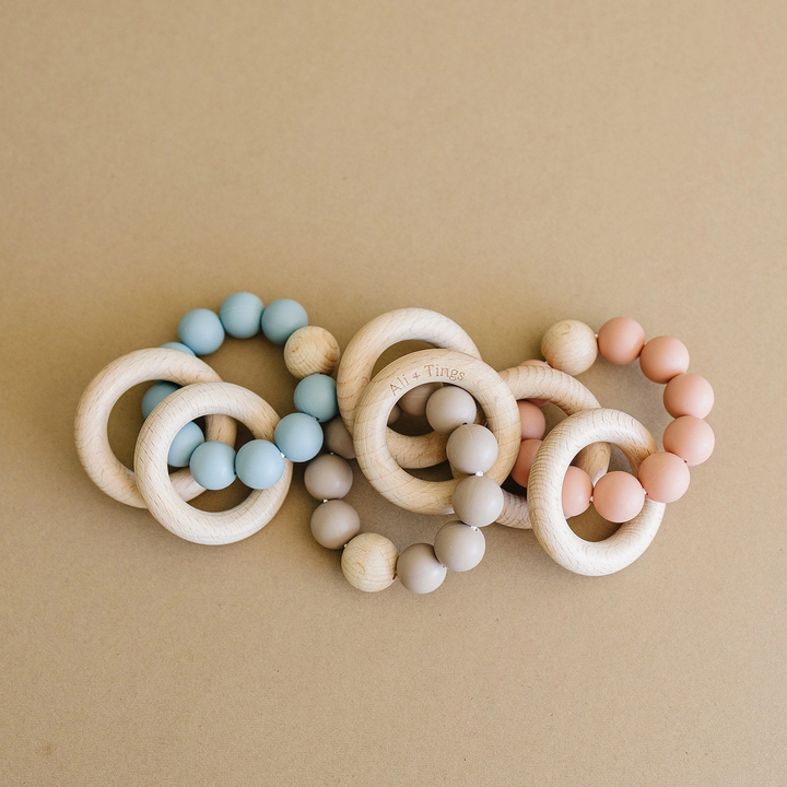 SILICONE TEETHER RING || ESTHER BLUE