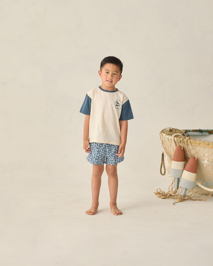 CONTRAST SHORT SLEEVE TEE || NAUTICAL FLAG
