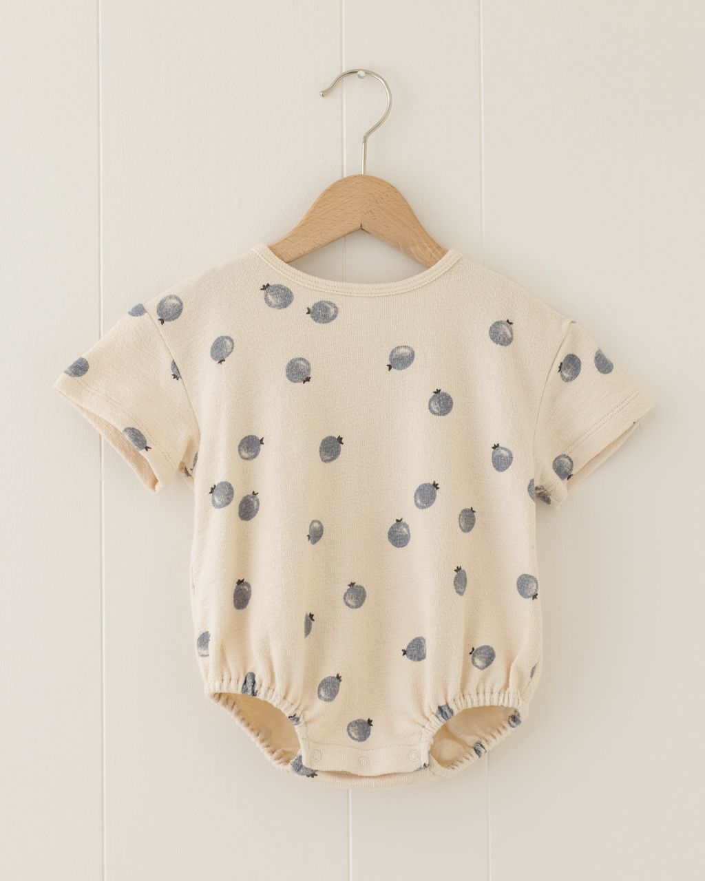 RELAXED SHORT SLEEVE BUBBLE ROMPER || BLUEBERRIES
