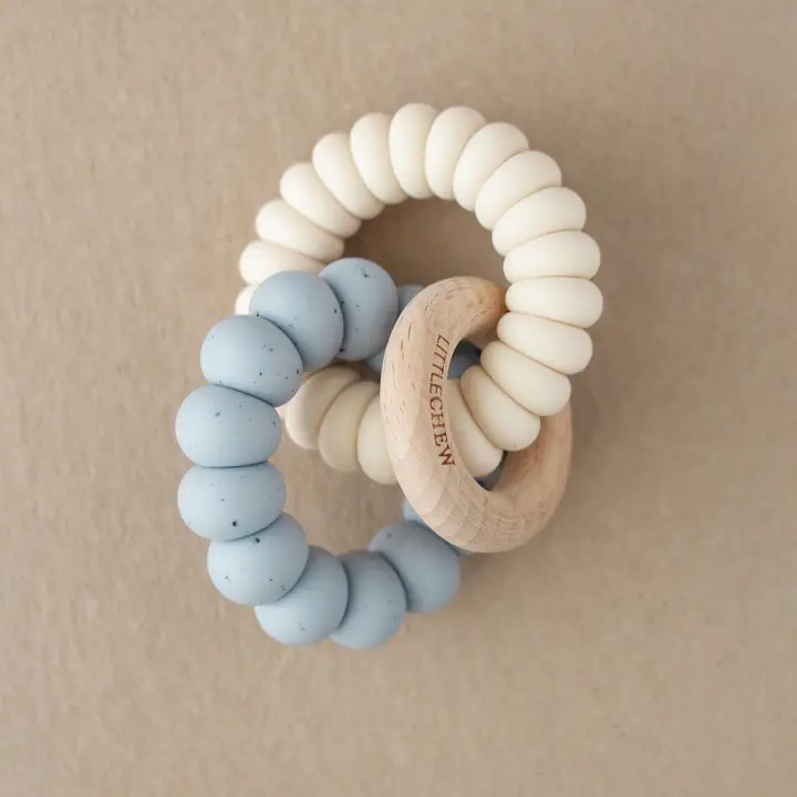 TEETHER || LUNA, SPECKLED POWDER BLUE