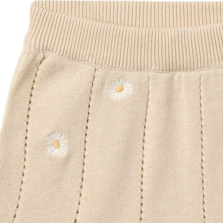 KNIT SET || SANDSHELL WHITE FLOWERS