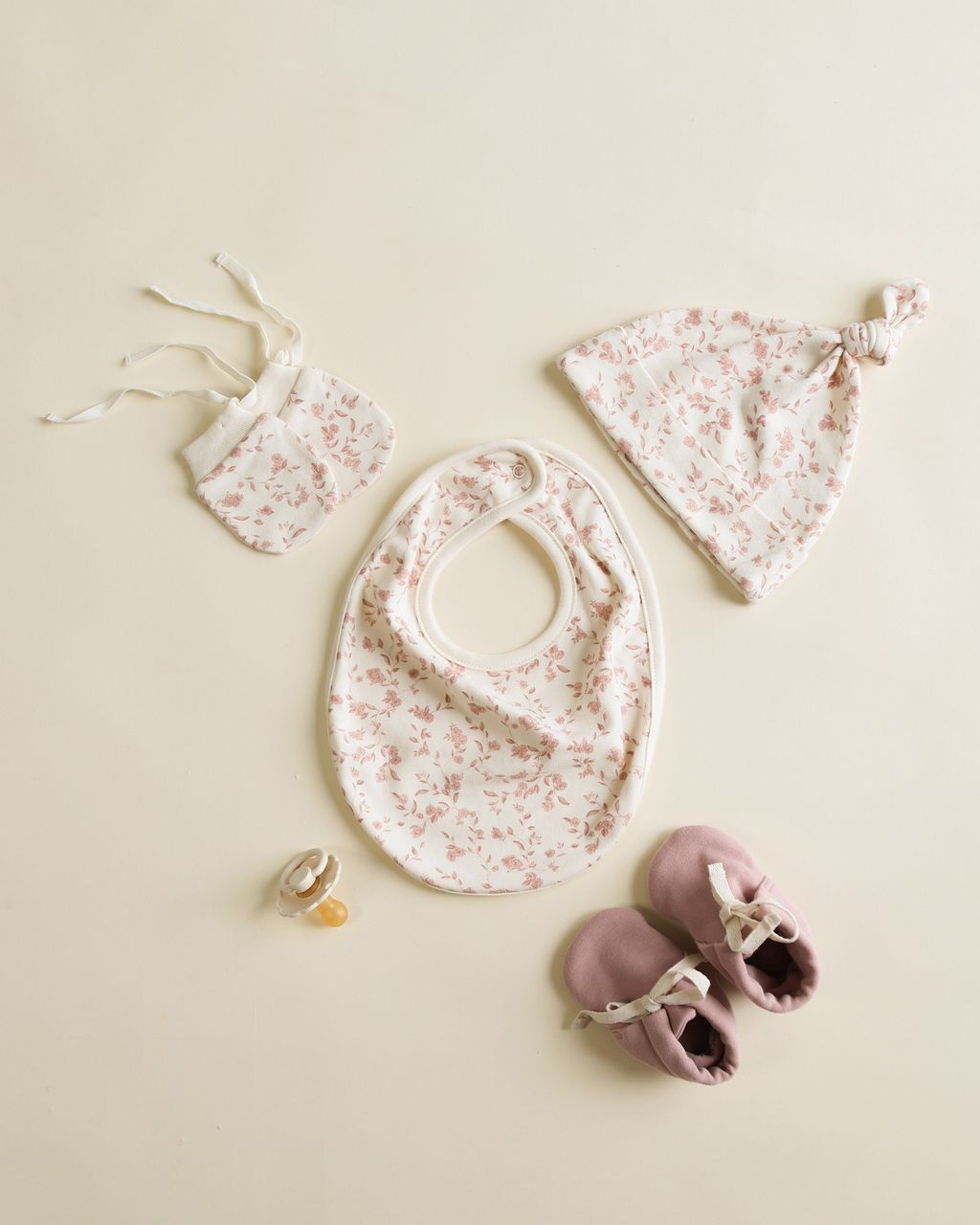 KNOTTED BABY HAT || FRENCH GARDEN